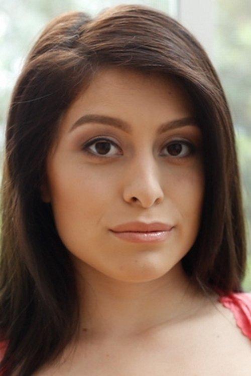 Kira Adams fotoğrafı