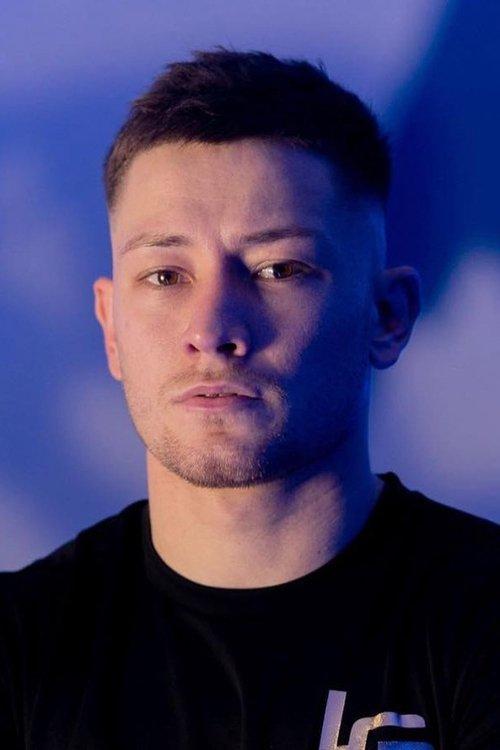 Liam Paro fotoğrafı