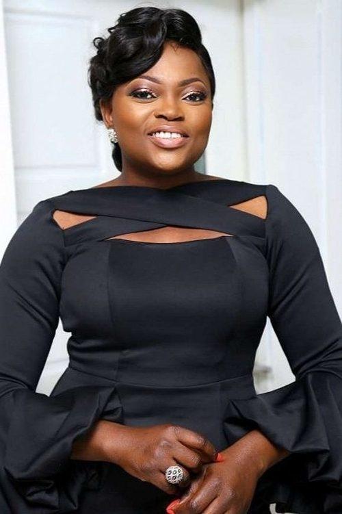 Funke Akindele fotoğrafı