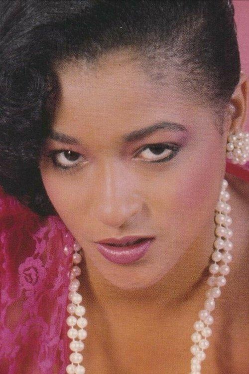 Nina DePonca fotoğrafı