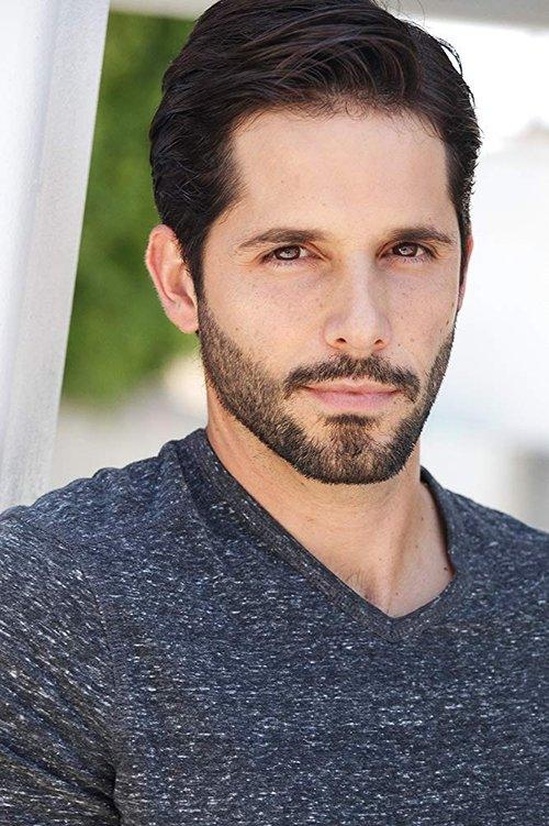 Lucas Velazquez fotoğrafı