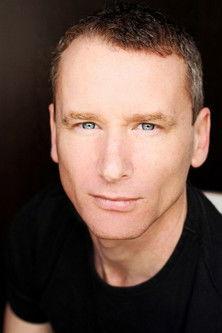 Paul Thomas Lewis fotoğrafı