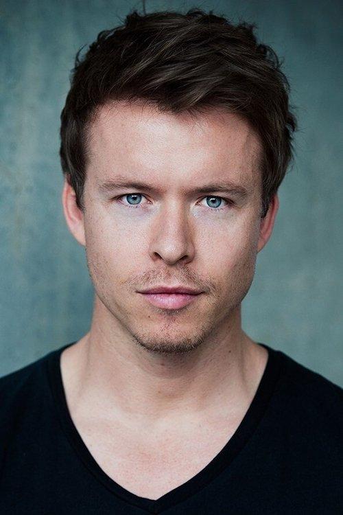 Todd Lasance fotoğrafı