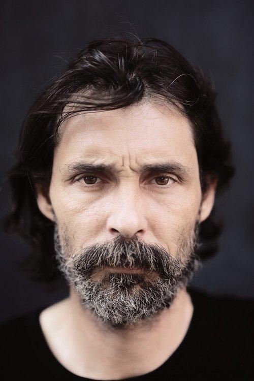 Erdal Beşikçioğlu fotoğrafı