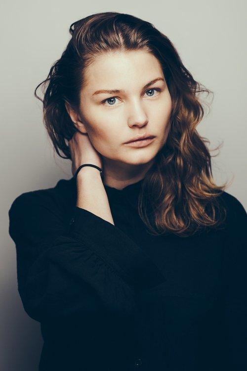 Iben Akerlie fotoğrafı