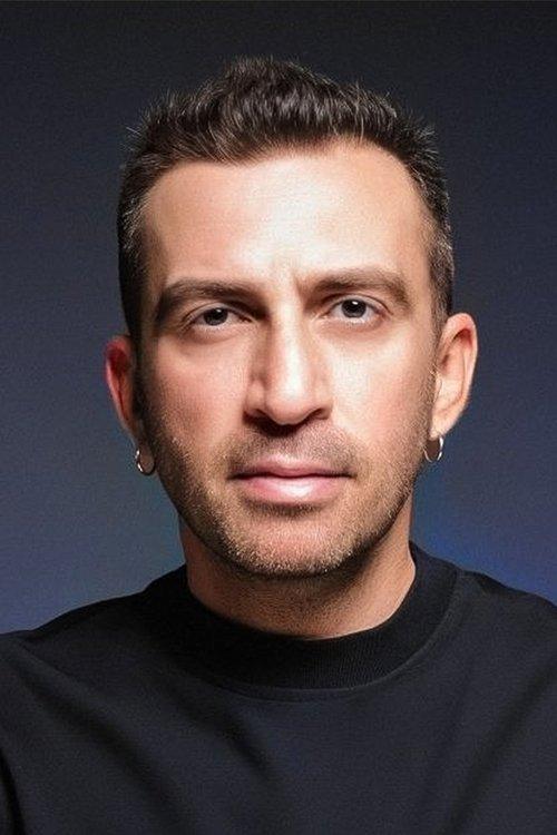 Erdem Yener fotoğrafı