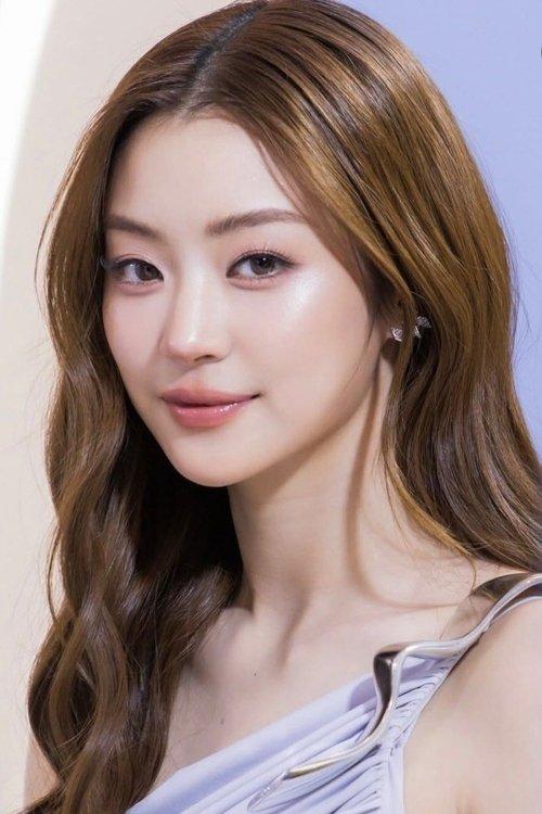 Natsha Taechamongkalapiwat fotoğrafı