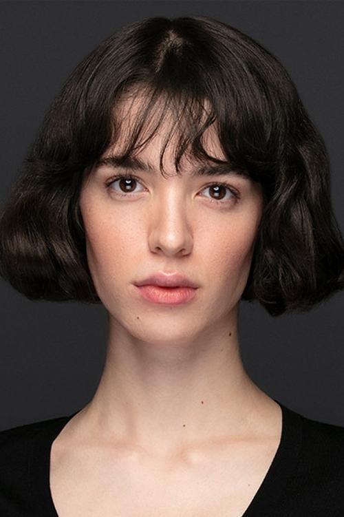 Yaprak Medine fotoğrafı