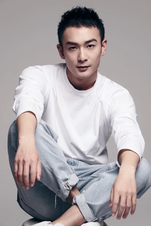 He Junhao fotoğrafı