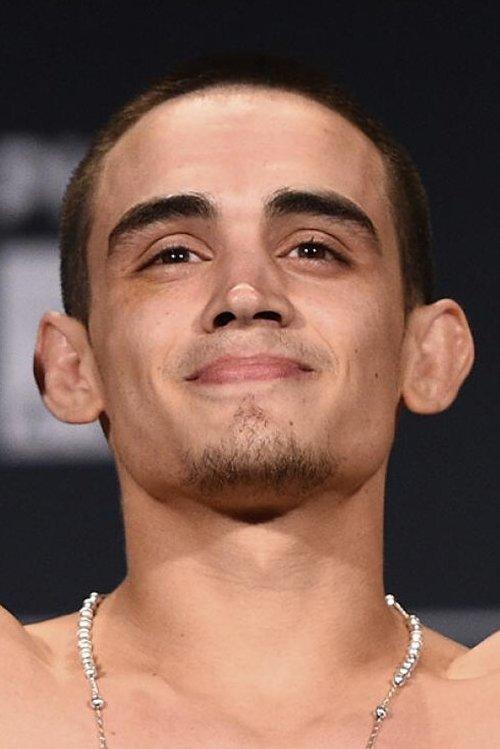 Ryan Benoit fotoğrafı