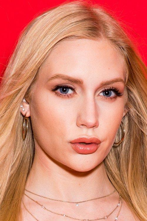 Emma Starletto fotoğrafı