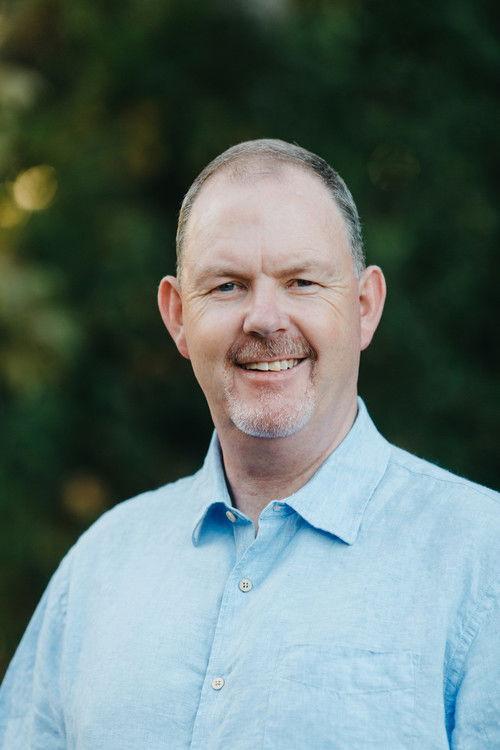 Philip De Courcy fotoğrafı