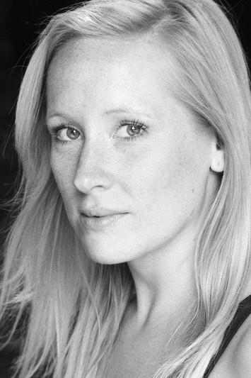 Martha Howe-Douglas fotoğrafı