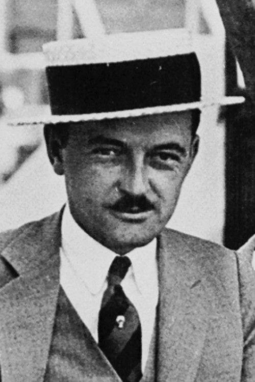 James Flood fotoğrafı