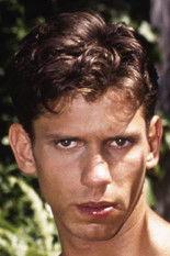 Alex Carrington fotoğrafı