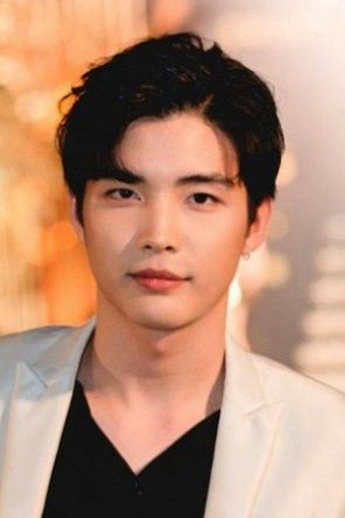 Pasatorn Lertsathitwong fotoğrafı