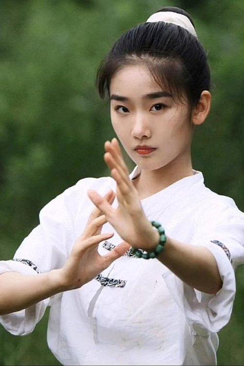 Qi Tianqing fotoğrafı