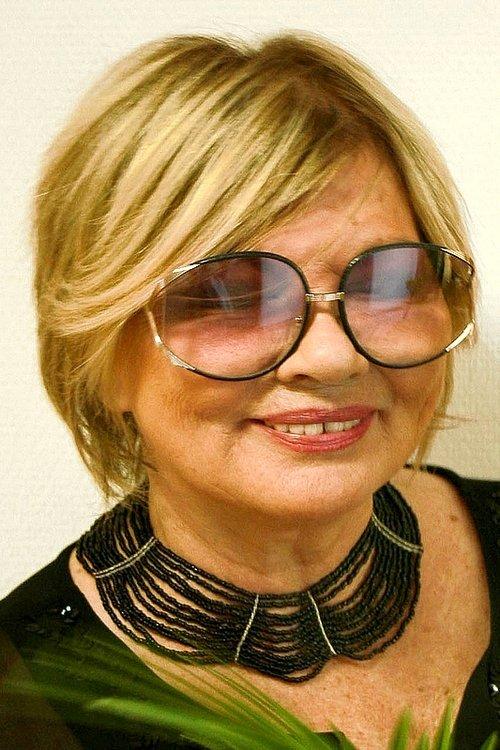 Éva Almási fotoğrafı