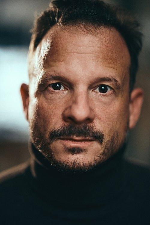 Neil Cole fotoğrafı