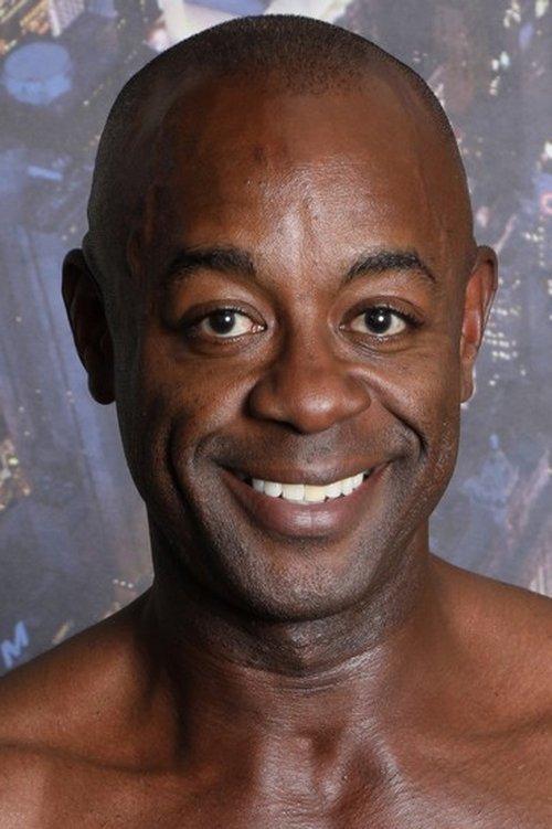 Aaron Trainer fotoğrafı