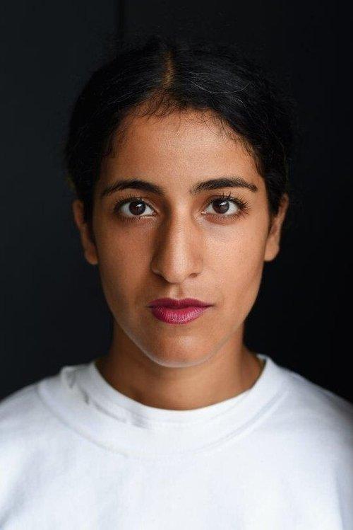 Banafshe Hourmazdi fotoğrafı