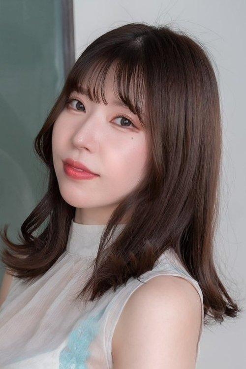 Ayase Maina fotoğrafı