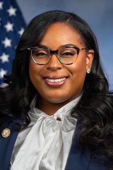 LaMonica McIver fotoğrafı