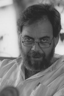 Alfredo J. Anzola fotoğrafı