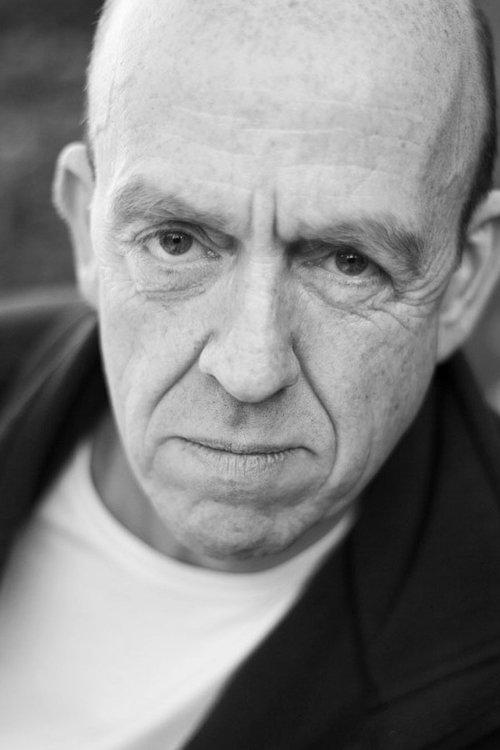 Andy de la Tour fotoğrafı