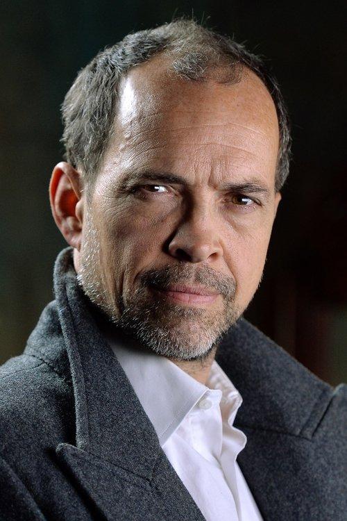 James Logan fotoğrafı