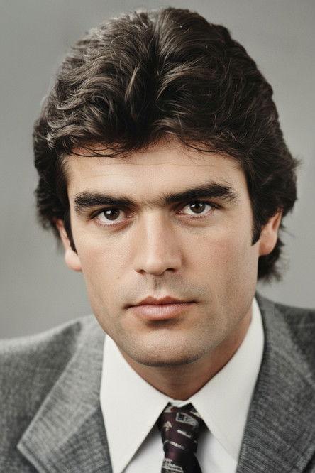 Cemal Gencer fotoğrafı