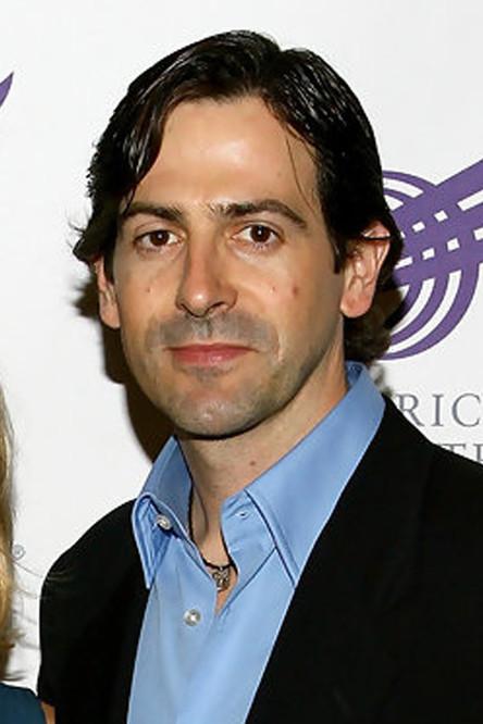 Greg Naughton fotoğrafı