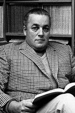 Anthony Quinton fotoğrafı