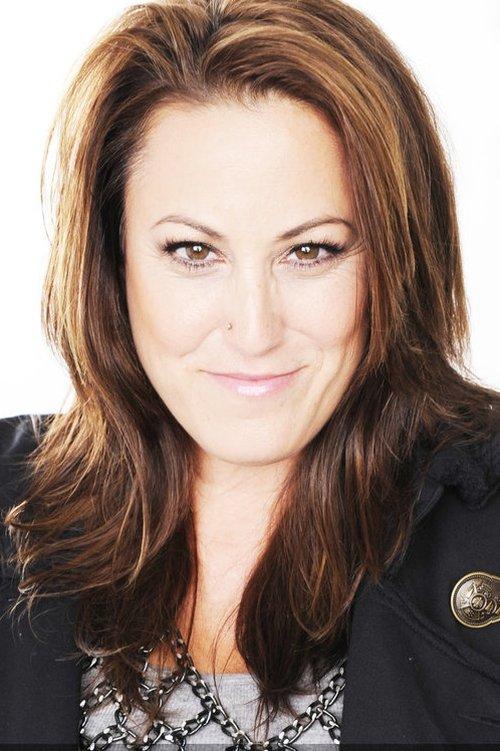 Tina Landon fotoğrafı