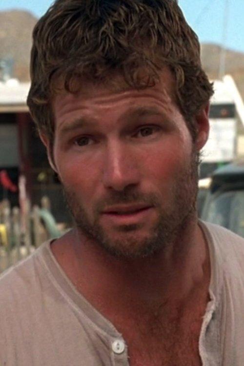 John Bradley fotoğrafı