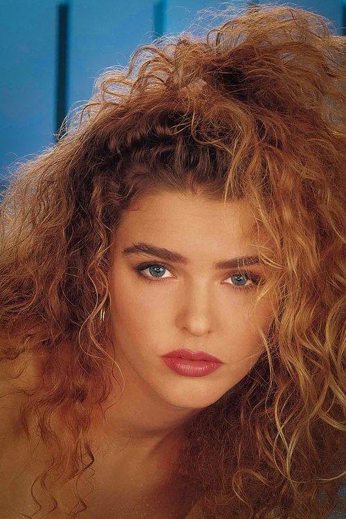 Corinna Harney fotoğrafı