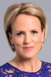 Hilary Barry fotoğrafı