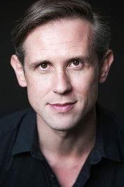 Ian Hallard fotoğrafı