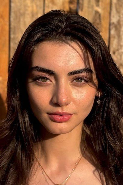 Özge Törer fotoğrafı