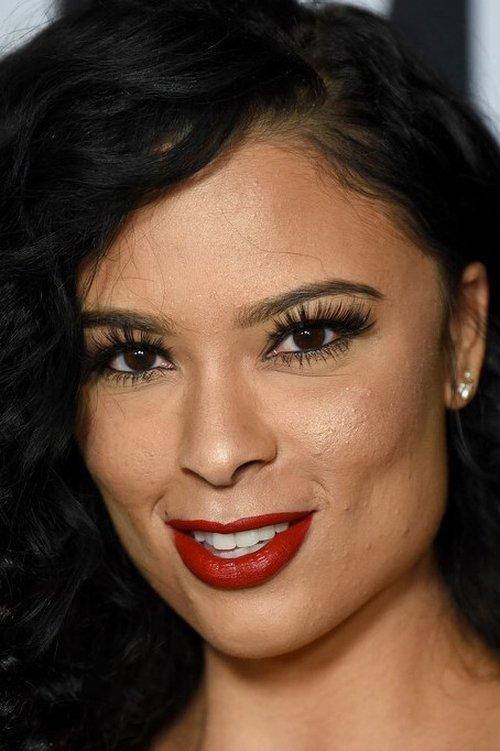 Justine Smith fotoğrafı