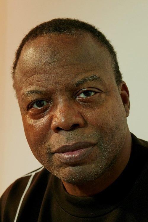 Sterling Macer Jr. fotoğrafı