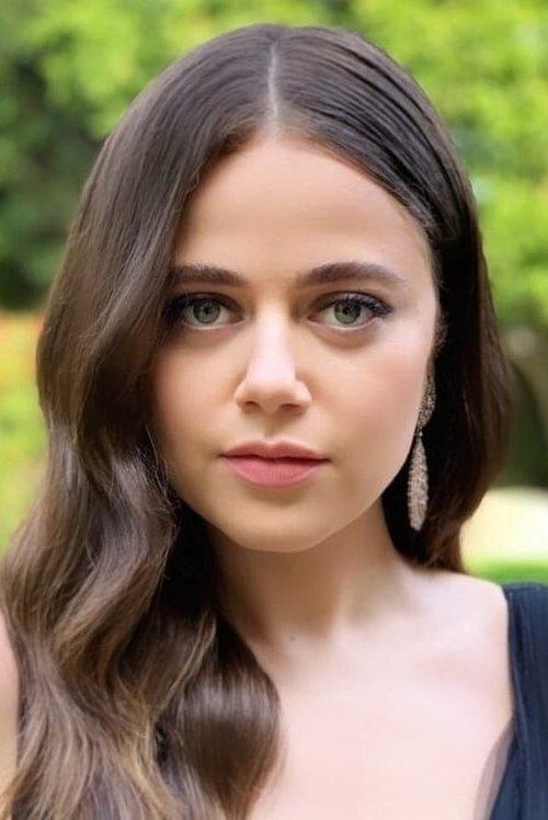 Molly Gordon fotoğrafı