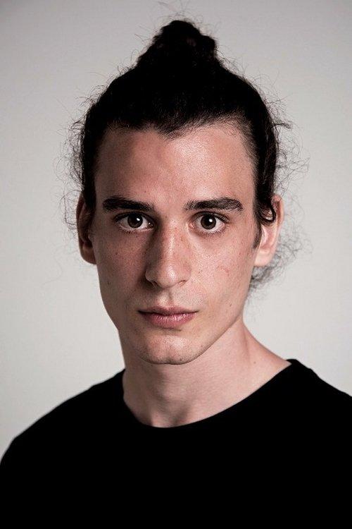 Alex Anton fotoğrafı