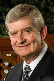 John Longhurst fotoğrafı