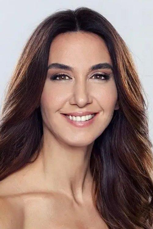 Ayşe Tolga fotoğrafı
