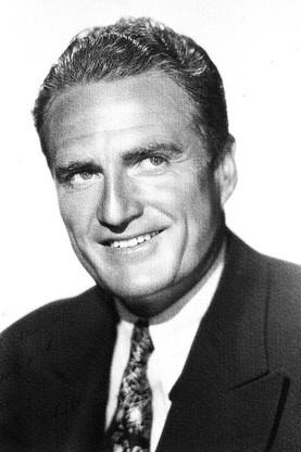 James Pierce fotoğrafı