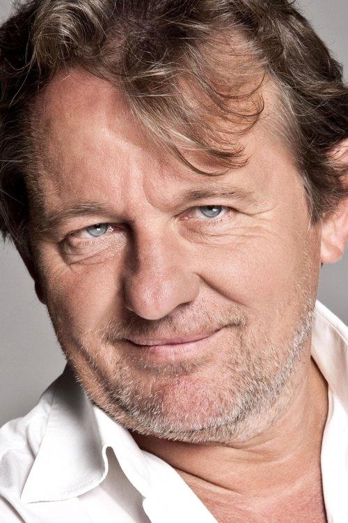 József Szarvas fotoğrafı