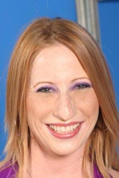 Katie Plays fotoğrafı