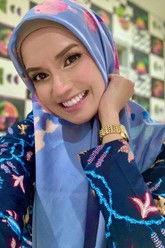 Faezah Elai fotoğrafı