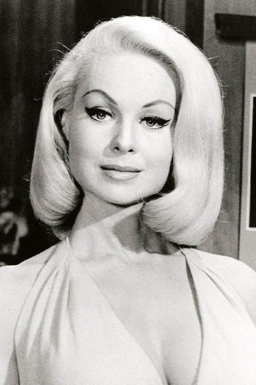 Joi Lansing fotoğrafı
